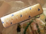 『世界文化遺産登録記念限定品』甲斐絹織りハンコケース黄金富士カラーです。